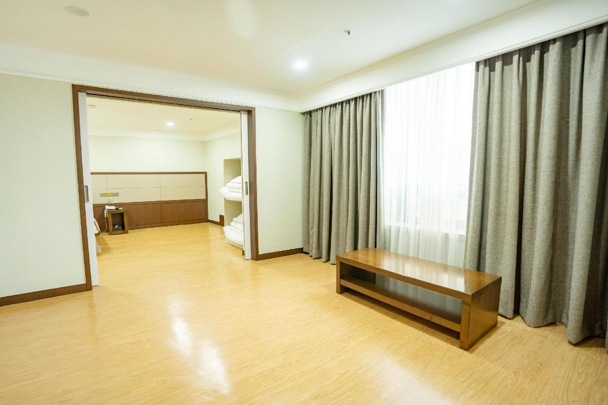 Staz Hotel Jeju Robero Exterior foto